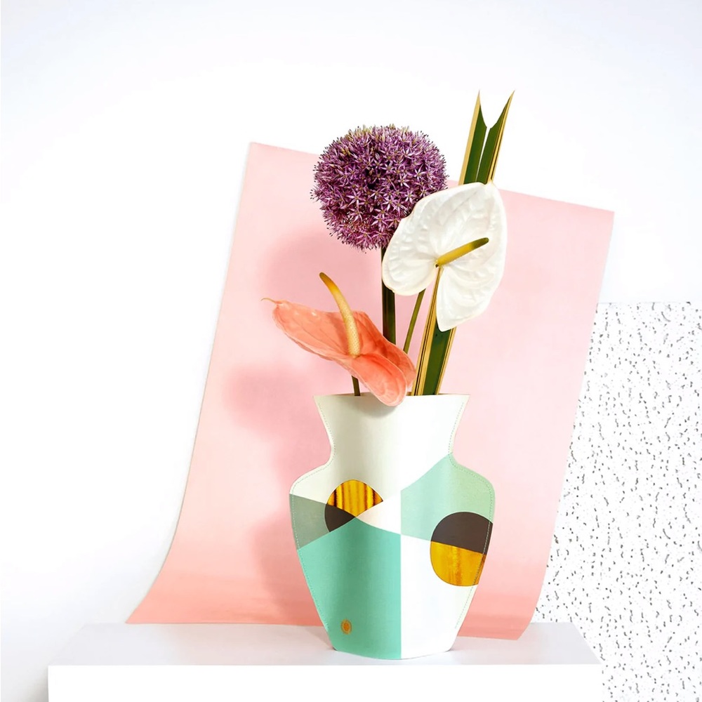 *NWT* Octaveo Barcelona Paper Vase